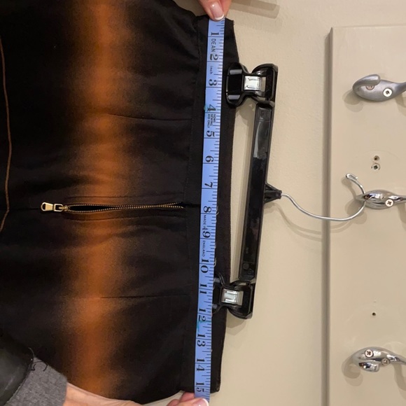 Size 6 never worn Marc jacobs skirt - Picture 5 of 6